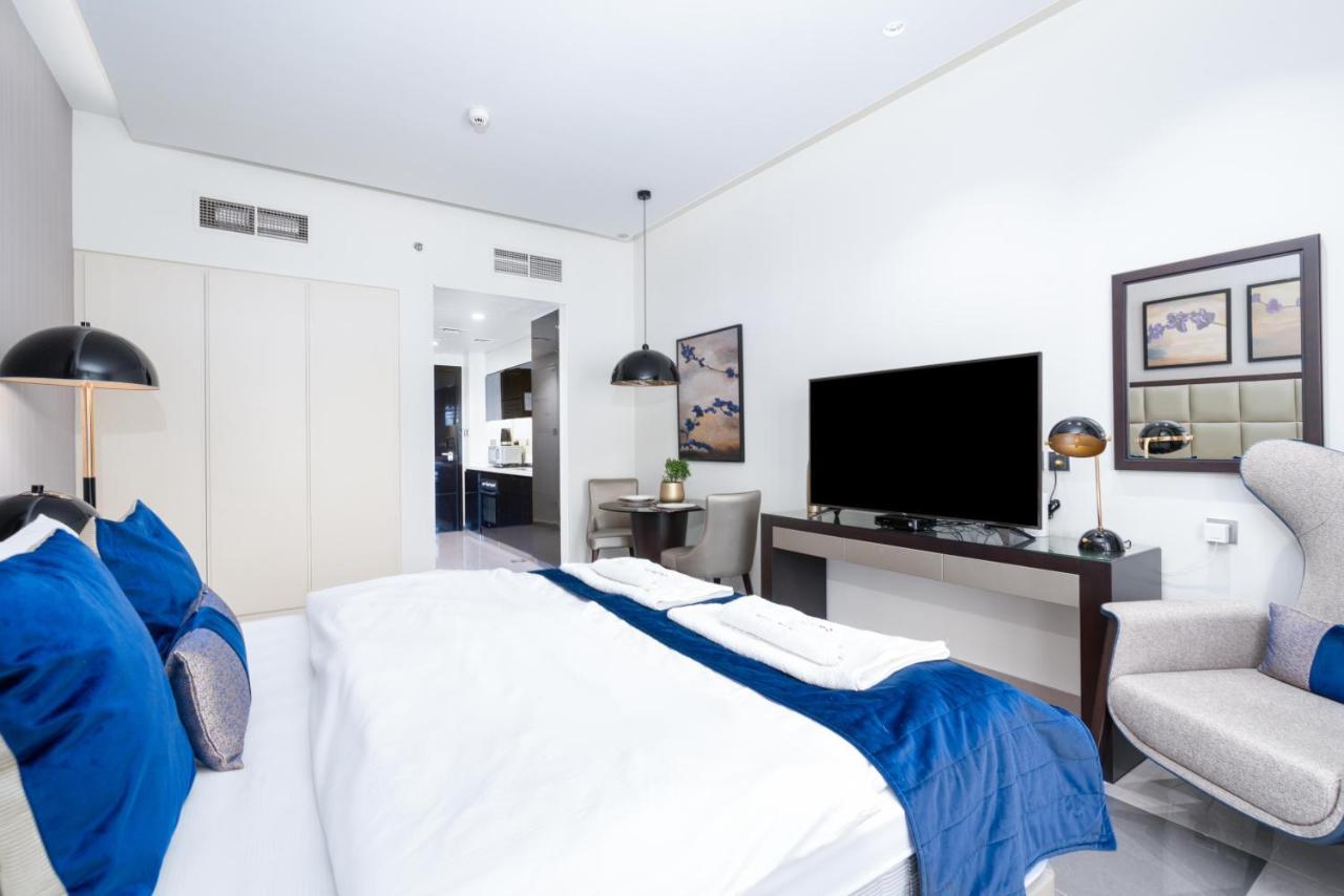 Stunning Studio Near Burj Khalifa Дубай Экстерьер фото